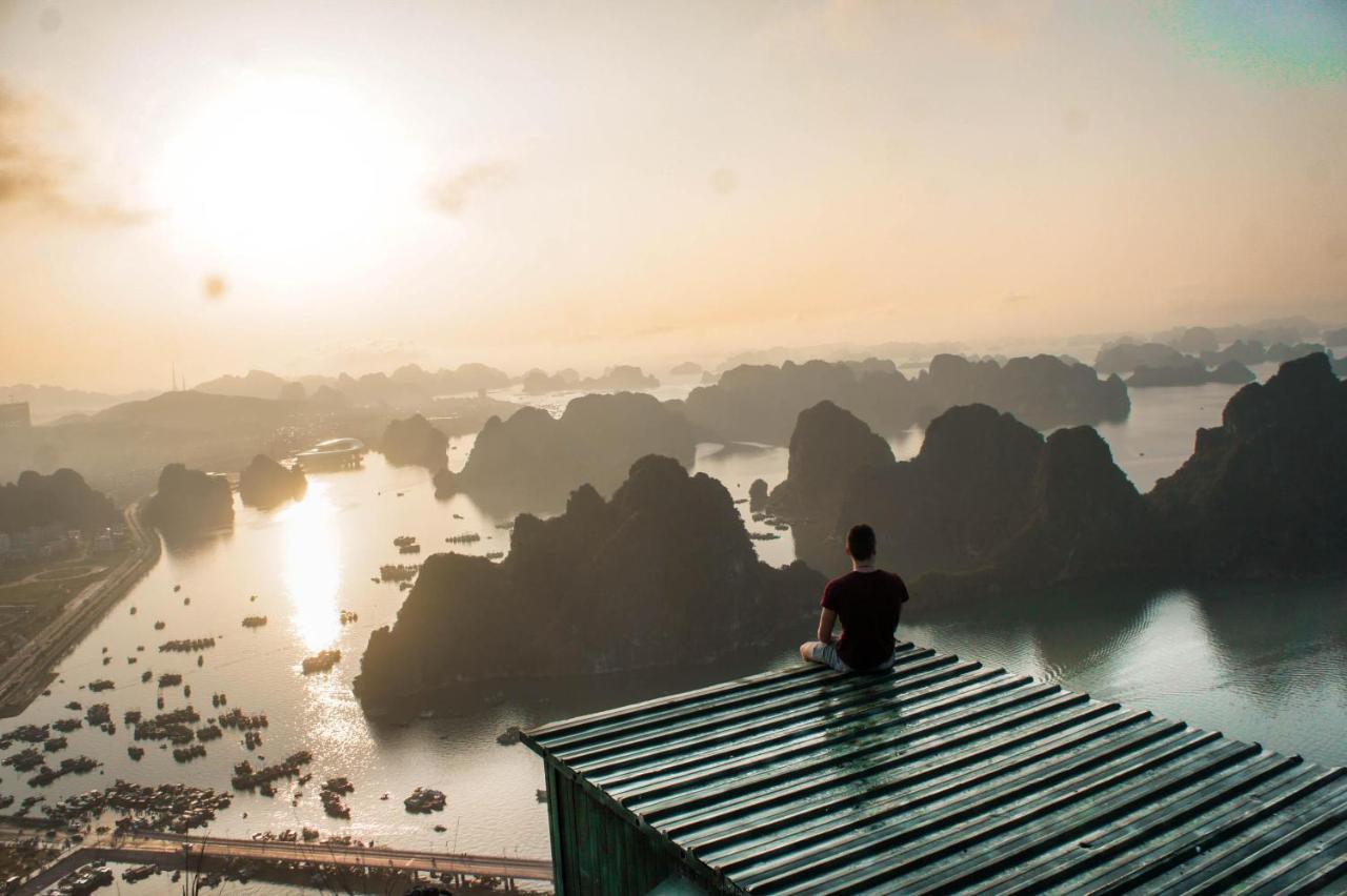 Hotel Madeline Cruises Ha Long Exterior foto